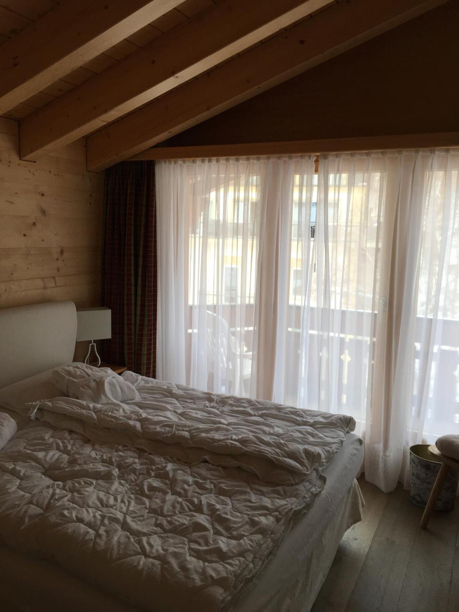 Chalet Guggenbiel Zermatt Rum bild